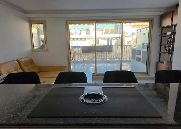 Exceptional Apartment, Sea View ,terrace アパート *