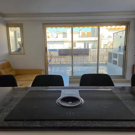 Exceptional Apartment, Sea View ,terrace Διαμέρισμα *