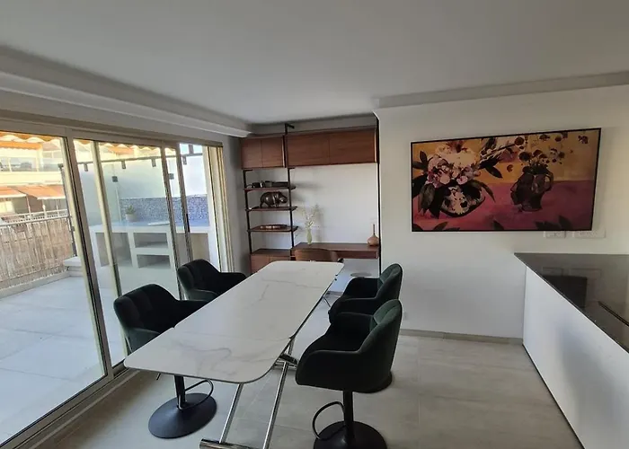 Exceptional Apartment, Sea View ,terrace Apartmán Antibes